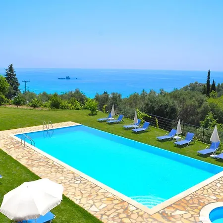 Cozy Studio Escape With Swimming Pool On Beach *
